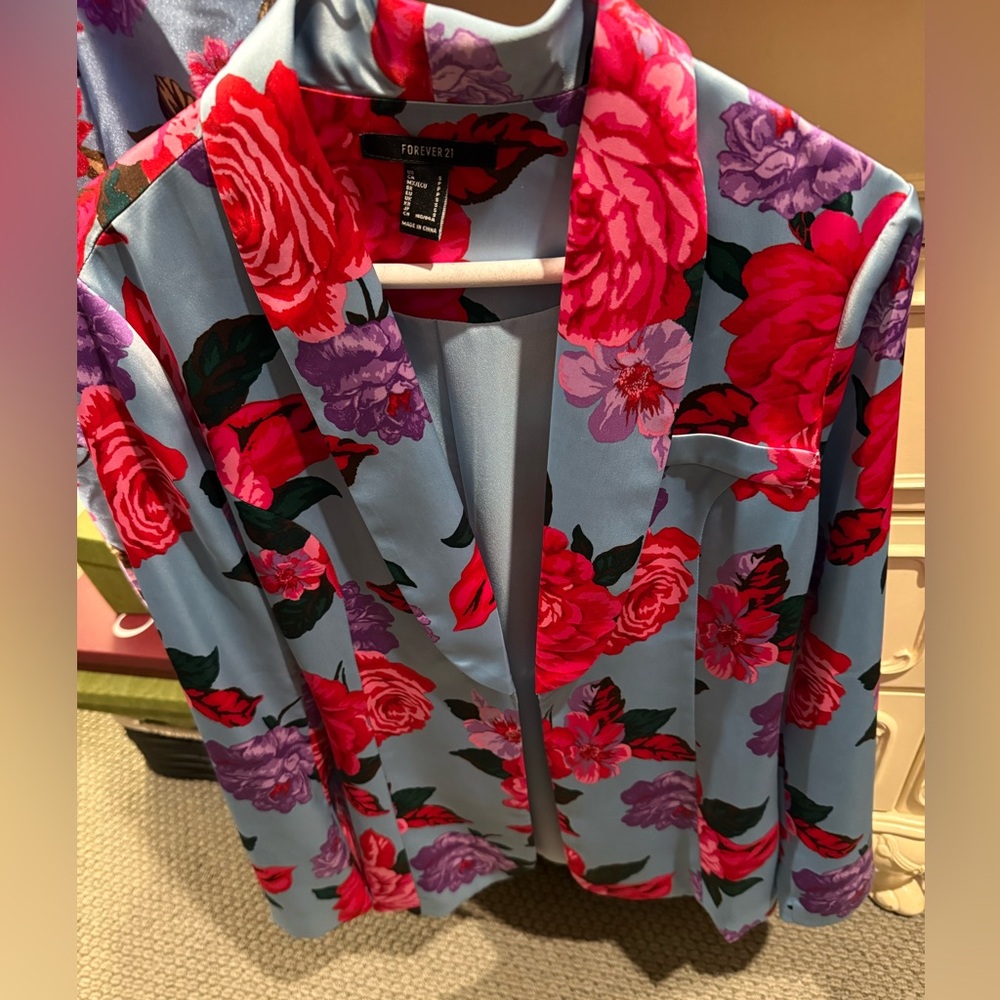 Forever, 21 special edition, blazer leggings set beautiful floral small new